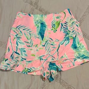 Lilly Pulitzer wrap skort size 4